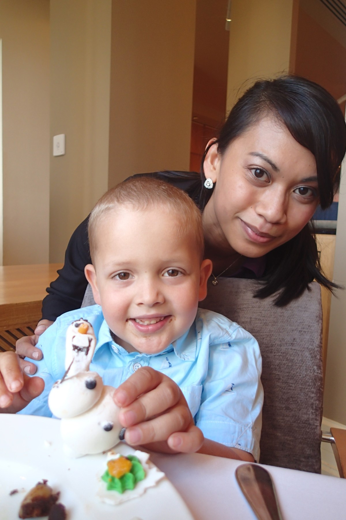 OLYMPUS DIGITAL CAMERA