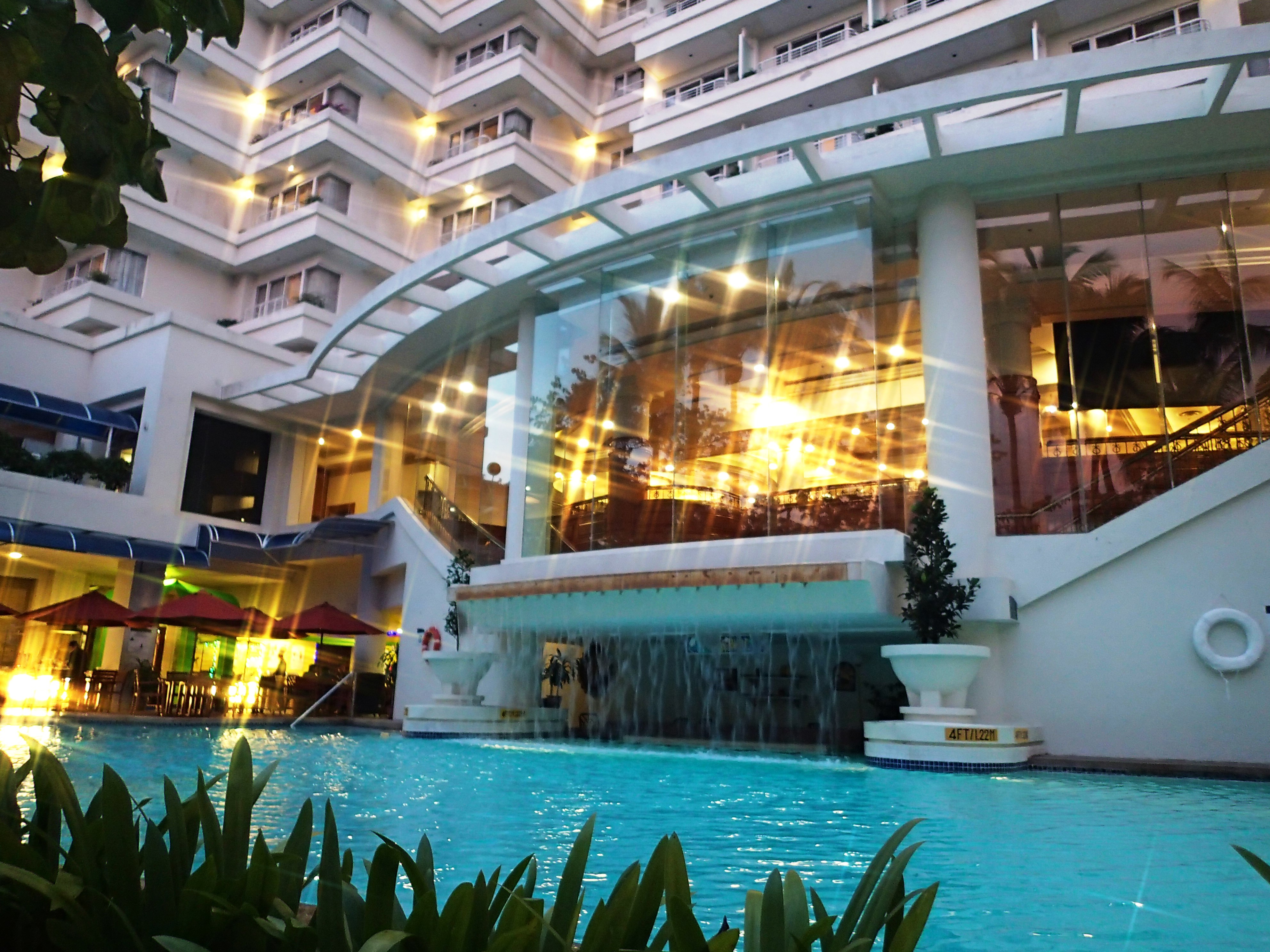 OLYMPUS DIGITAL CAMERA