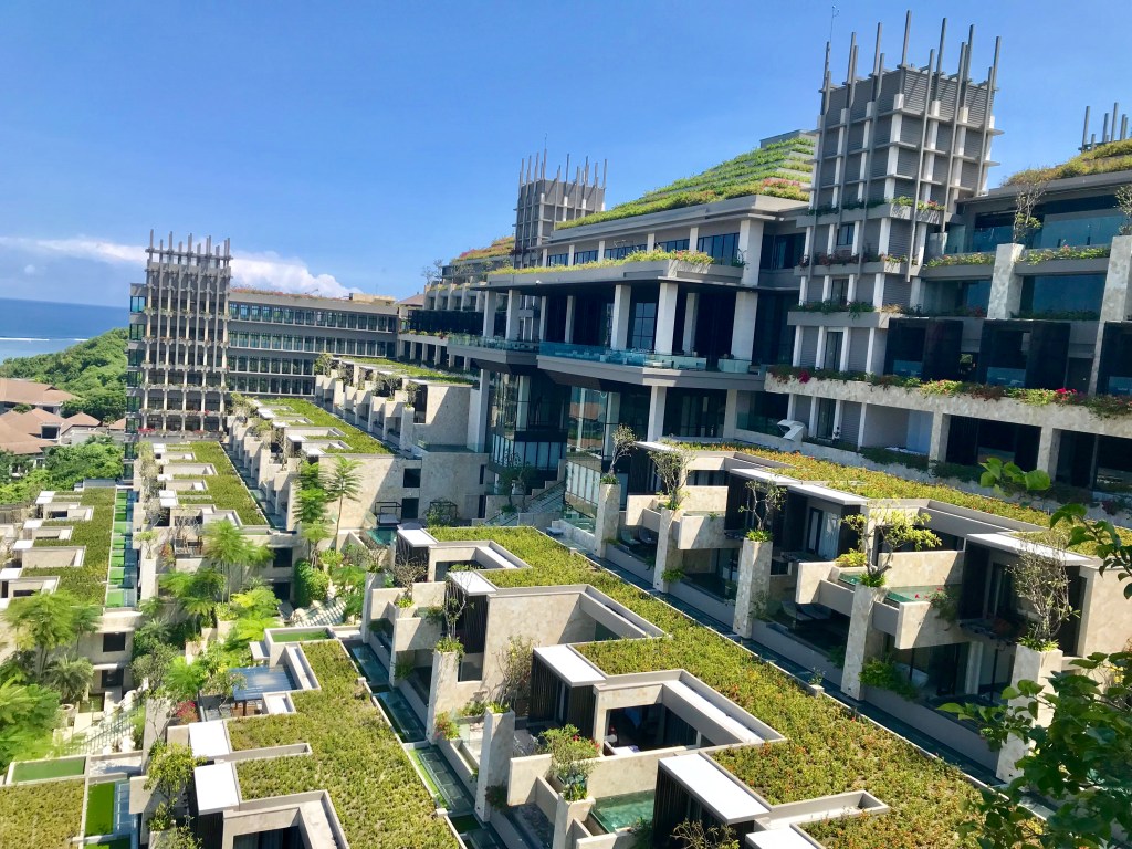 6PR Radio:  Chrissy and the Gentleman Traveller Find Luxury&nbsp;Abroad